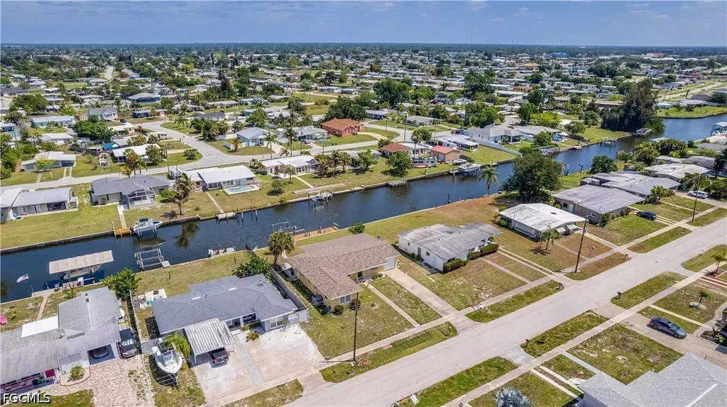 859 Conreid Drive NE Port Charlotte FL 33952