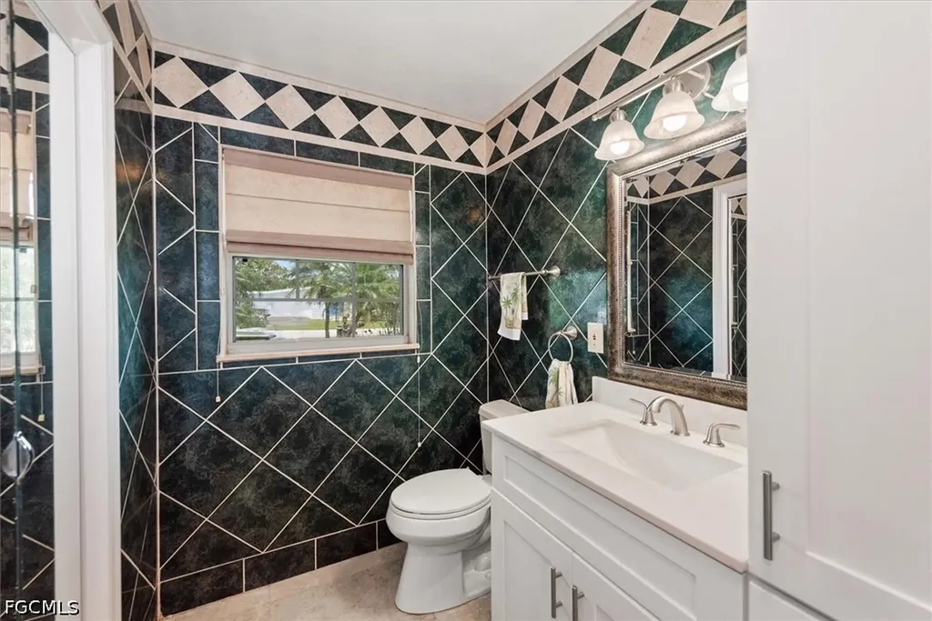 1728 Club House Road North Fort Myers FL 33917