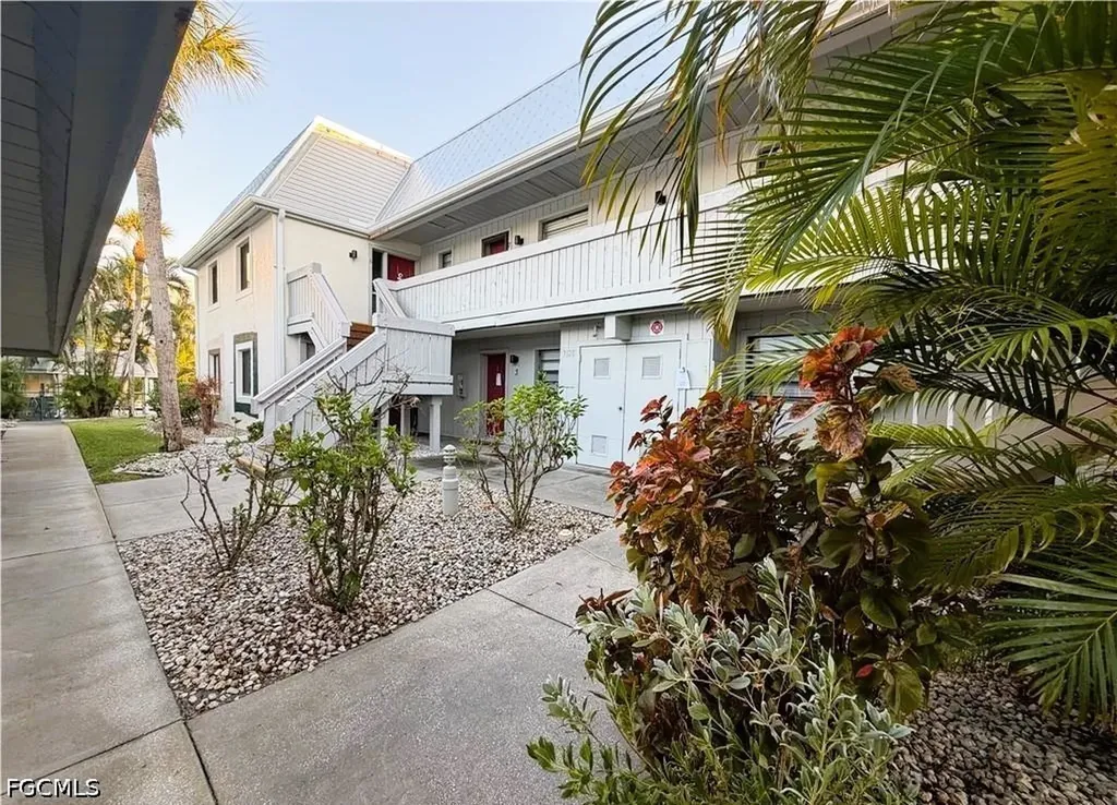 3920 Orange Grove Boulevard North Fort Myers FL 33903