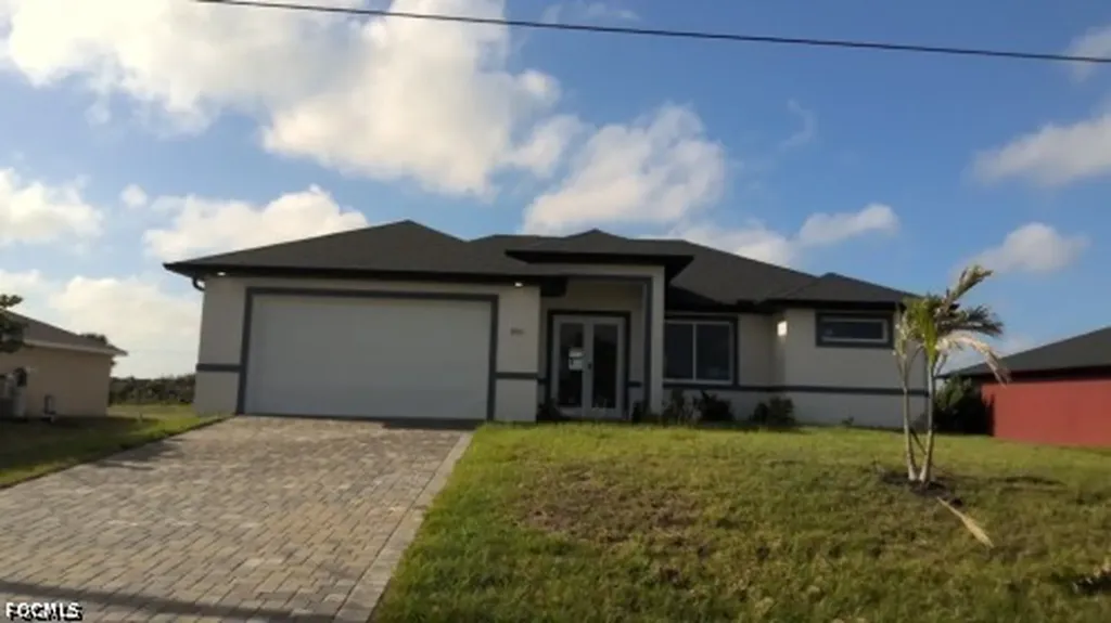 3812 NW 38th Street Cape Coral FL 33993