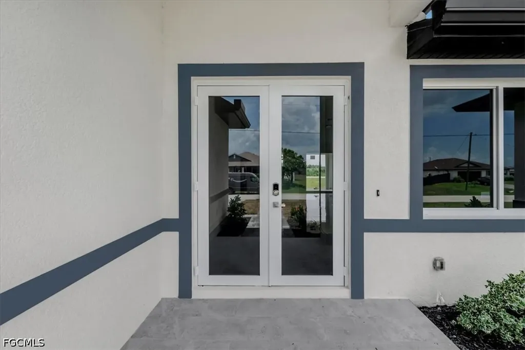 3812 NW 38th Street Cape Coral FL 33993