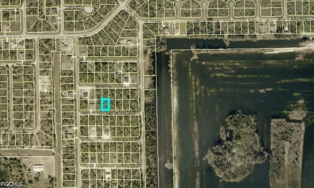308 Rosanna Avenue Lehigh Acres FL 33972