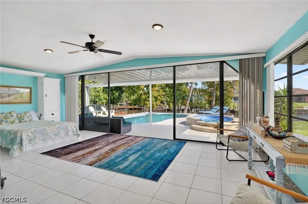 1211 SE 21st Street Cape Coral FL 33990