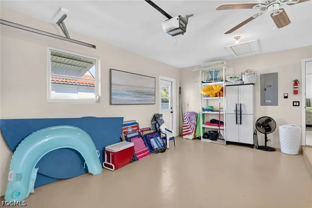 1211 SE 21st Street Cape Coral FL 33990