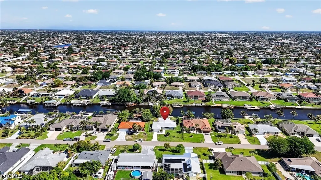 1211 SE 21st Street Cape Coral FL 33990