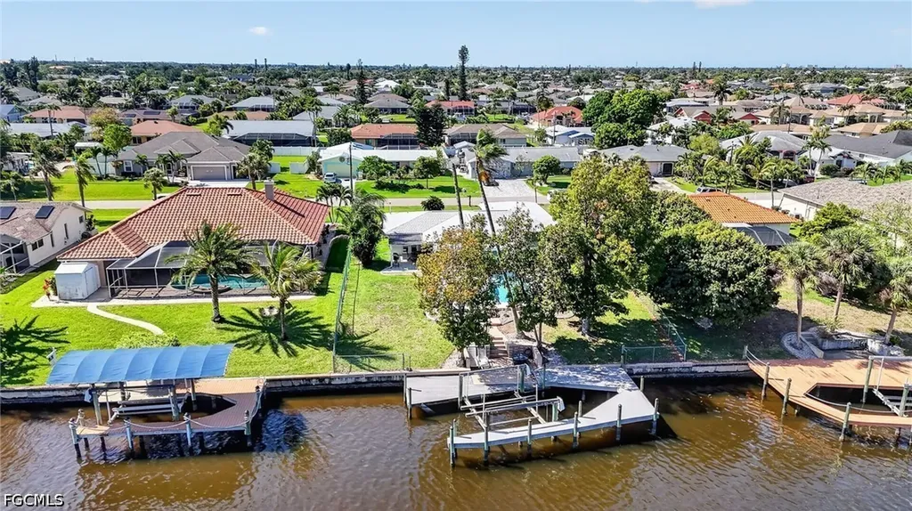 1211 SE 21st Street Cape Coral FL 33990
