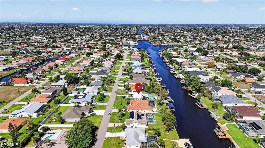 1211 SE 21st Street Cape Coral FL 33990