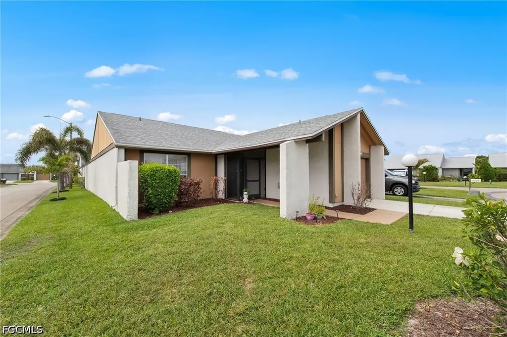 18424 Orangecrest Court Lehigh Acres FL 33936