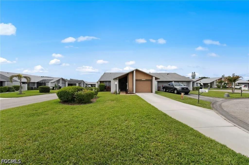 18424 Orangecrest Court Lehigh Acres FL 33936