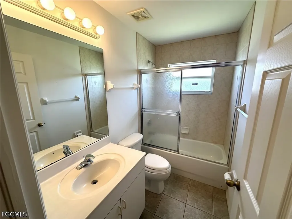 2409 Del Ray Place Lehigh Acres FL 33936