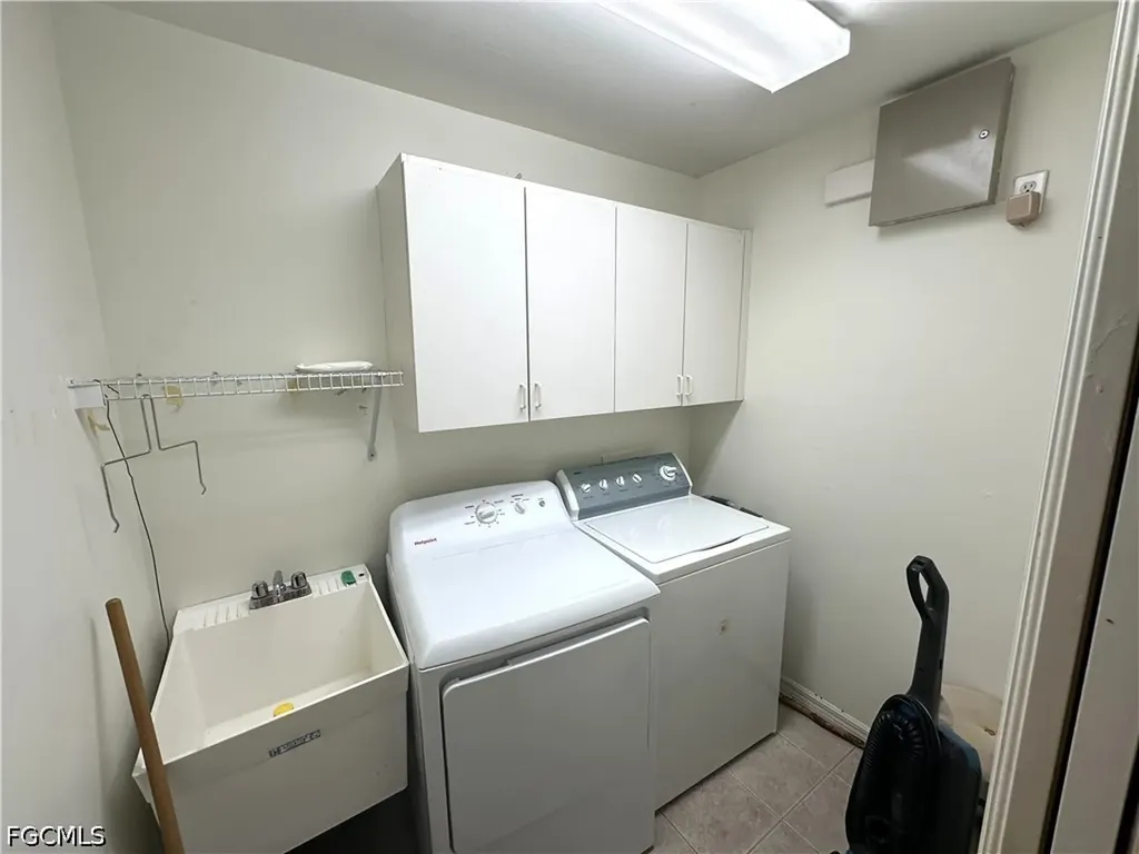 2409 Del Ray Place Lehigh Acres FL 33936