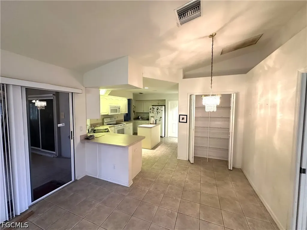 2409 Del Ray Place Lehigh Acres FL 33936