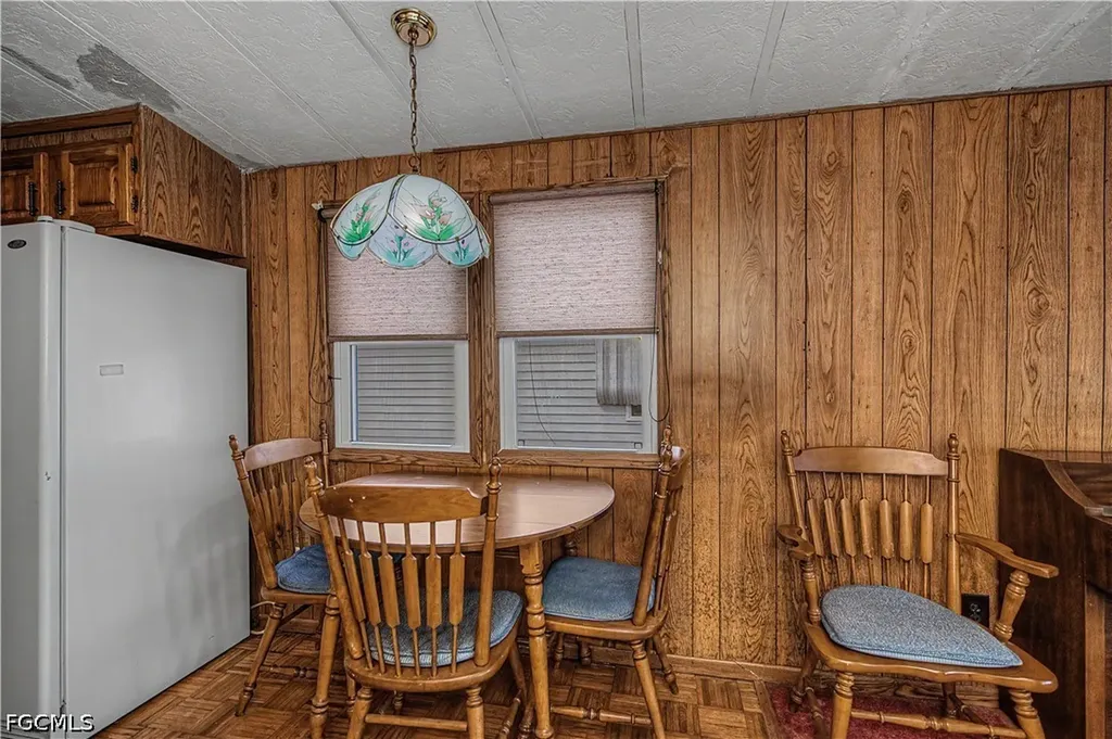 315 Fountain View Boulevard North Fort Myers FL 33903