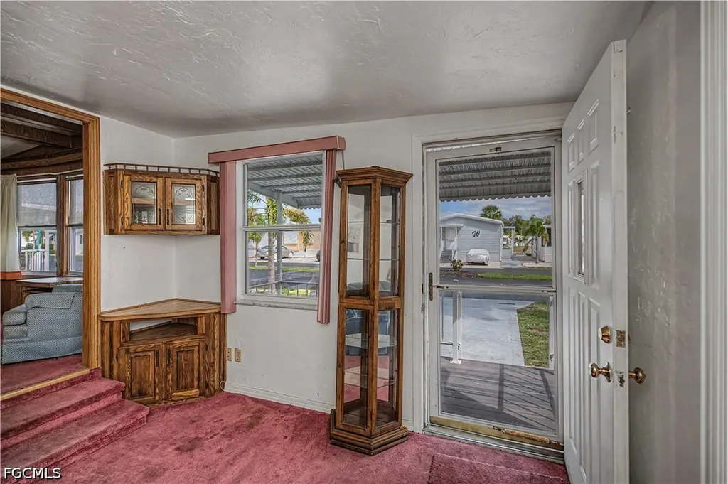315 Fountain View Boulevard North Fort Myers FL 33903