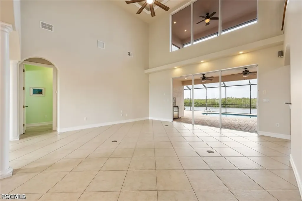 1128 NW 43rd Avenue Cape Coral FL 33993