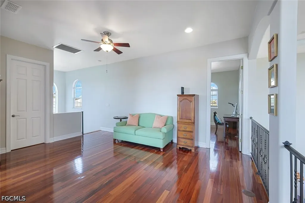 1128 NW 43rd Avenue Cape Coral FL 33993