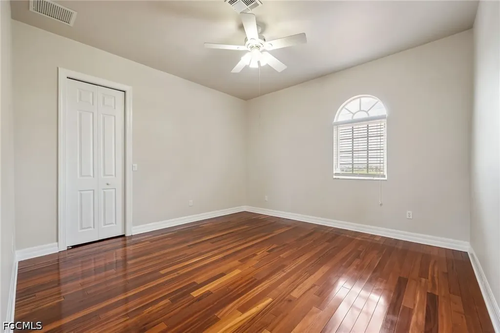 1128 NW 43rd Avenue Cape Coral FL 33993