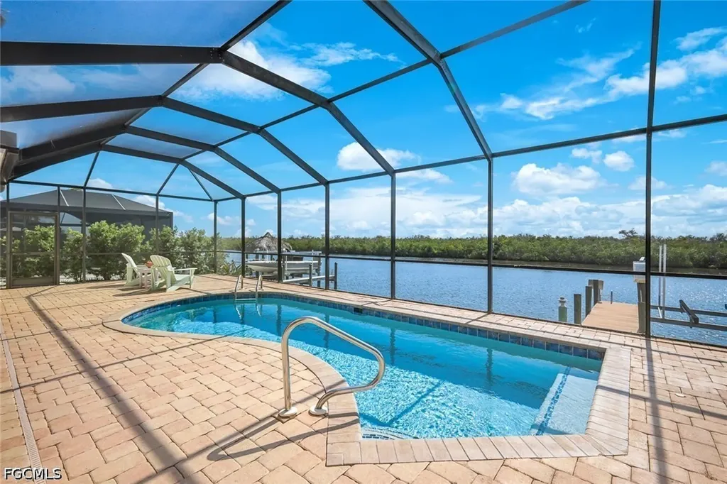 1128 NW 43rd Avenue Cape Coral FL 33993