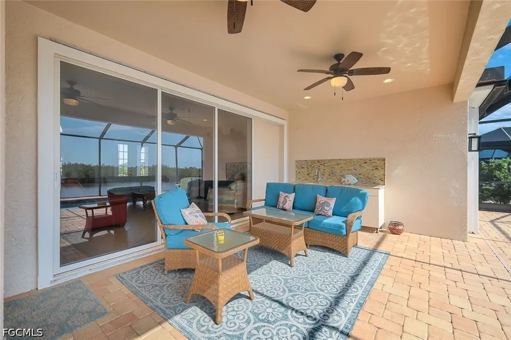 1128 NW 43rd Avenue Cape Coral FL 33993