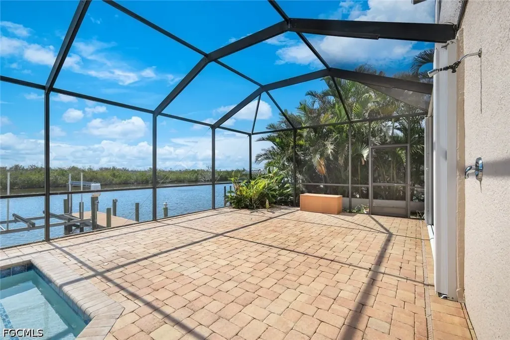 1128 NW 43rd Avenue Cape Coral FL 33993