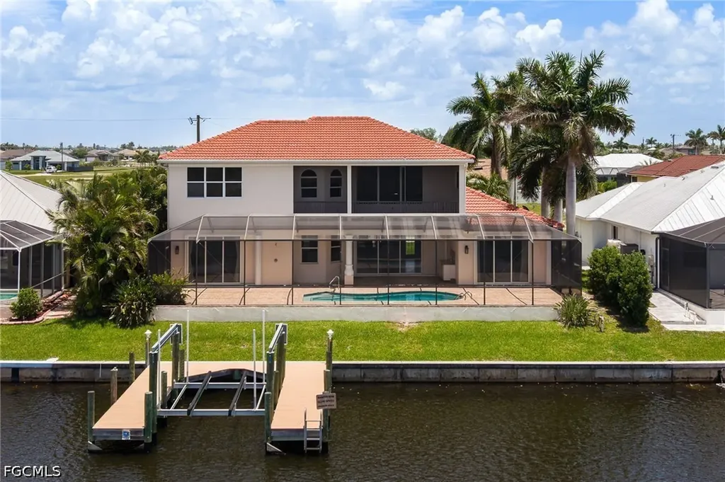 1128 NW 43rd Avenue Cape Coral FL 33993