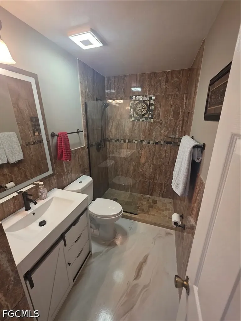 410 NW 11th Terrace Cape Coral FL 33993