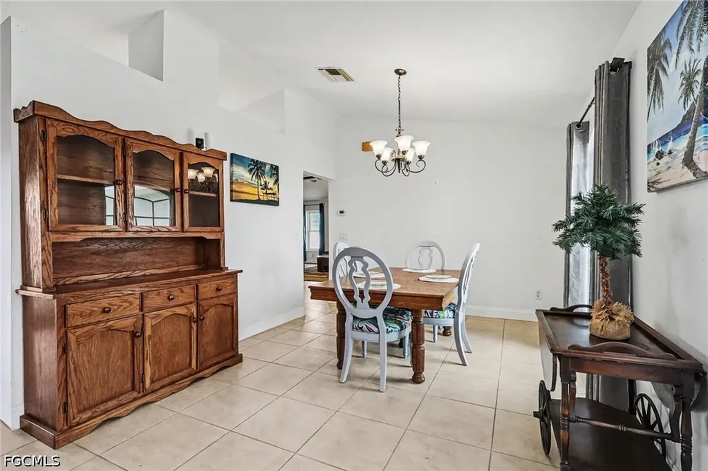 3754 SE 3rd Avenue Cape Coral FL 33904