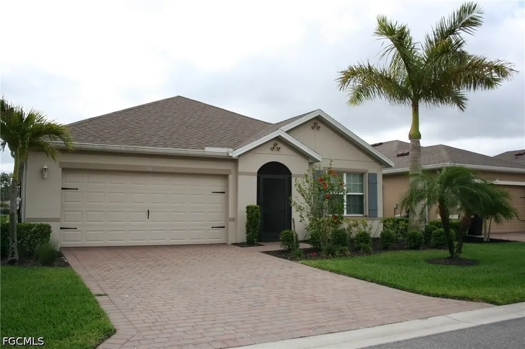 20056 Sweetbay Drive North Fort Myers FL 33917
