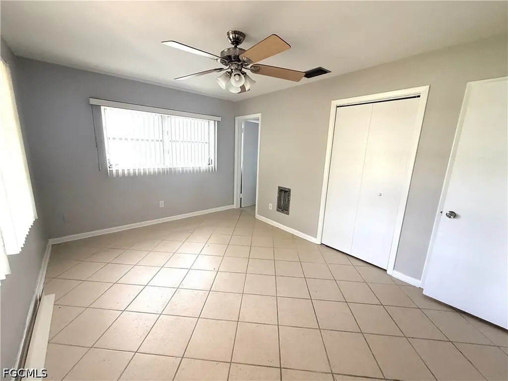 1649 Edith Esplanade Cape Coral FL 33904