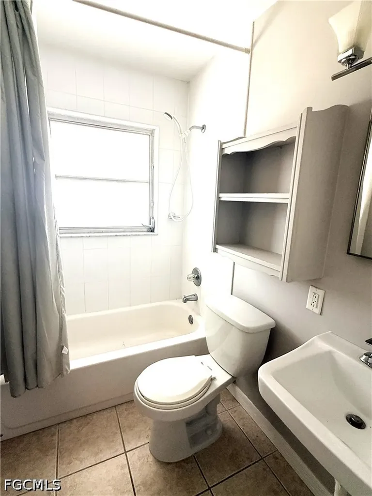 1649 Edith Esplanade Cape Coral FL 33904