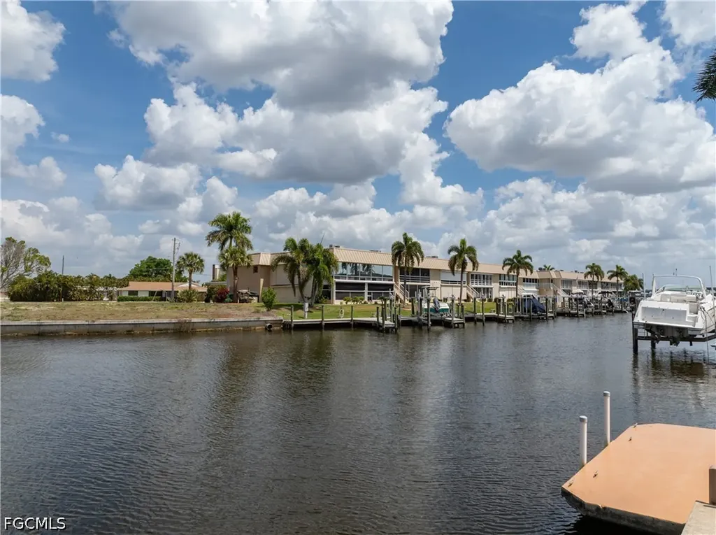 1649 Edith Esplanade Cape Coral FL 33904