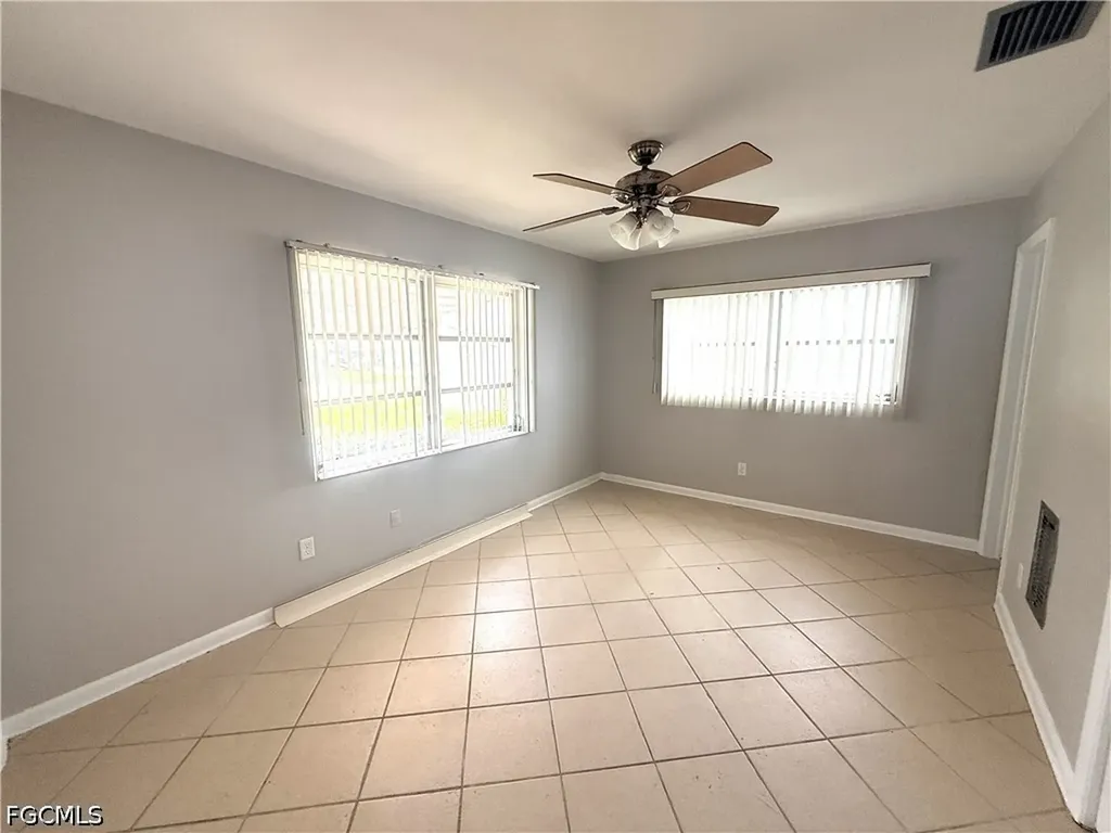 1649 Edith Esplanade Cape Coral FL 33904