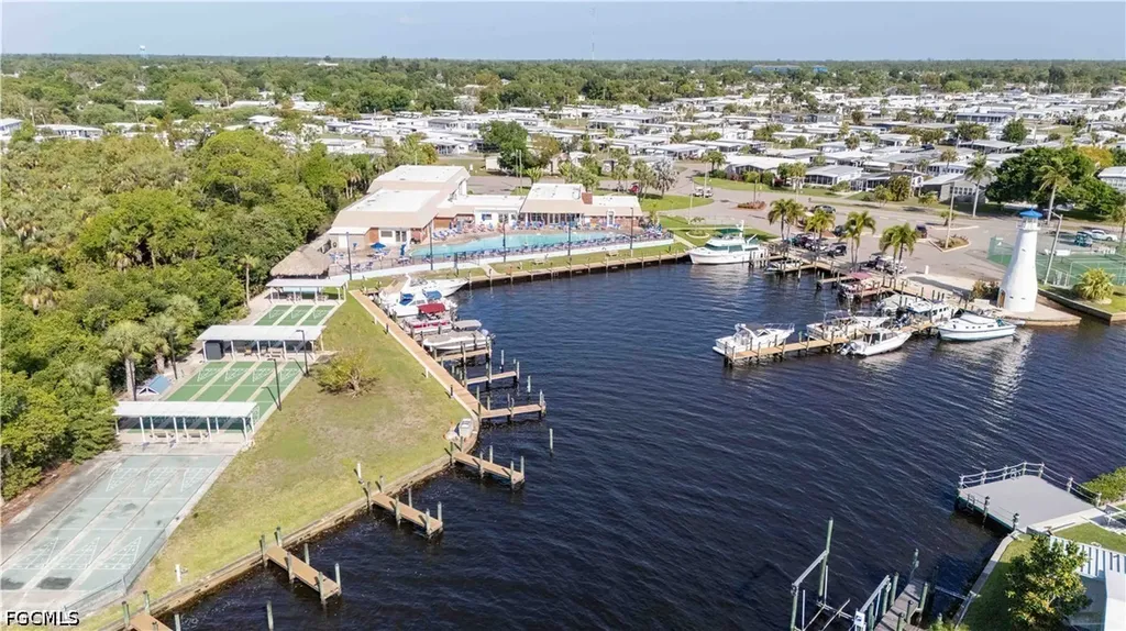 5506 Harbor Lane North Fort Myers FL 33917
