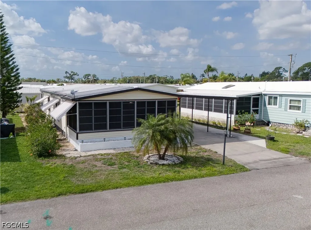 5506 Harbor Lane North Fort Myers FL 33917