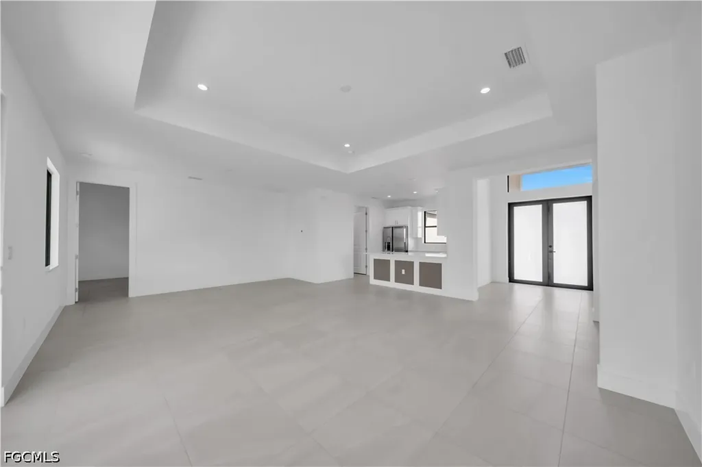1412 NE 2nd Place Cape Coral FL 33909