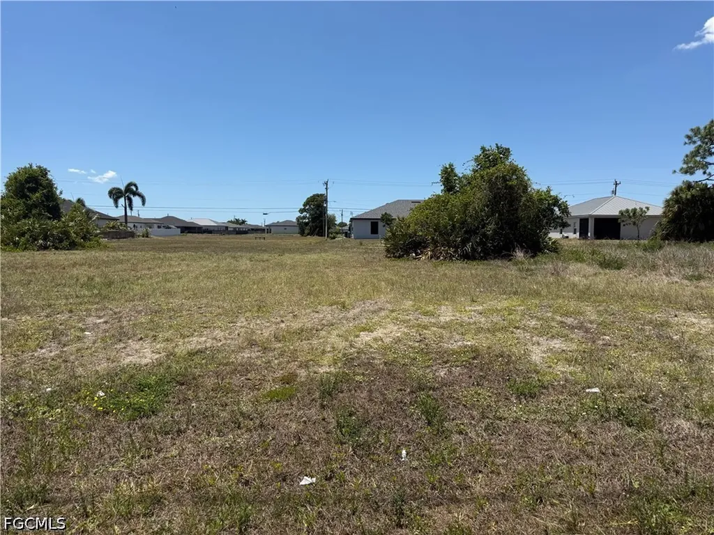 2532 Santa Barbara Boulevard N Cape Coral FL 33993