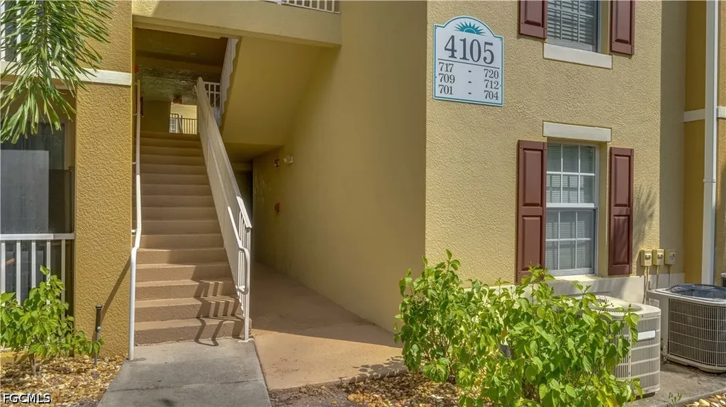 4105 Residence Drive Fort Myers FL 33901