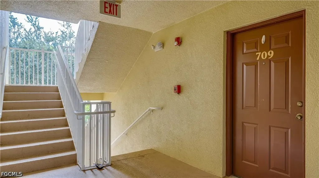 4105 Residence Drive Fort Myers FL 33901