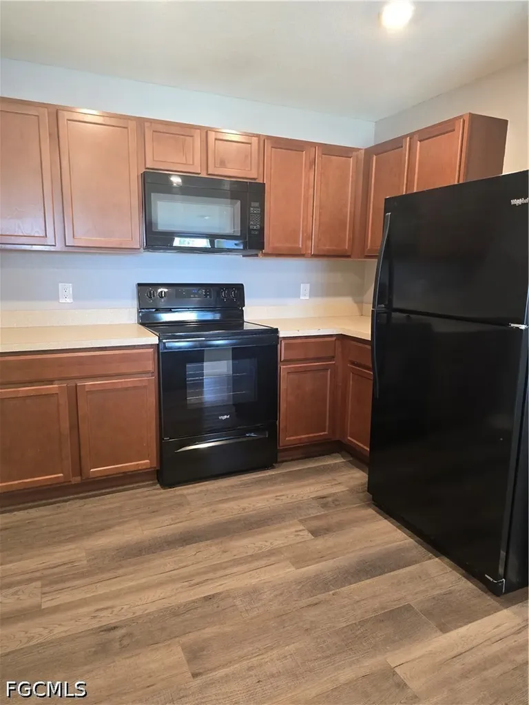 2122 NE 13th Place Cape Coral FL 33909