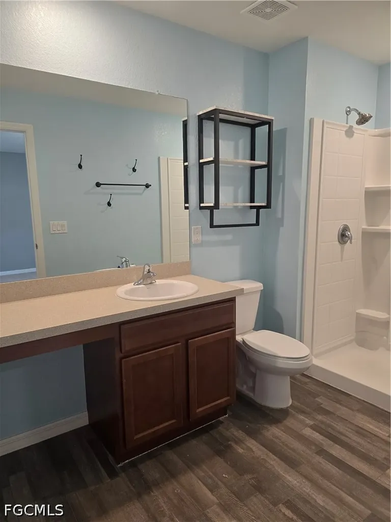 2122 NE 13th Place Cape Coral FL 33909