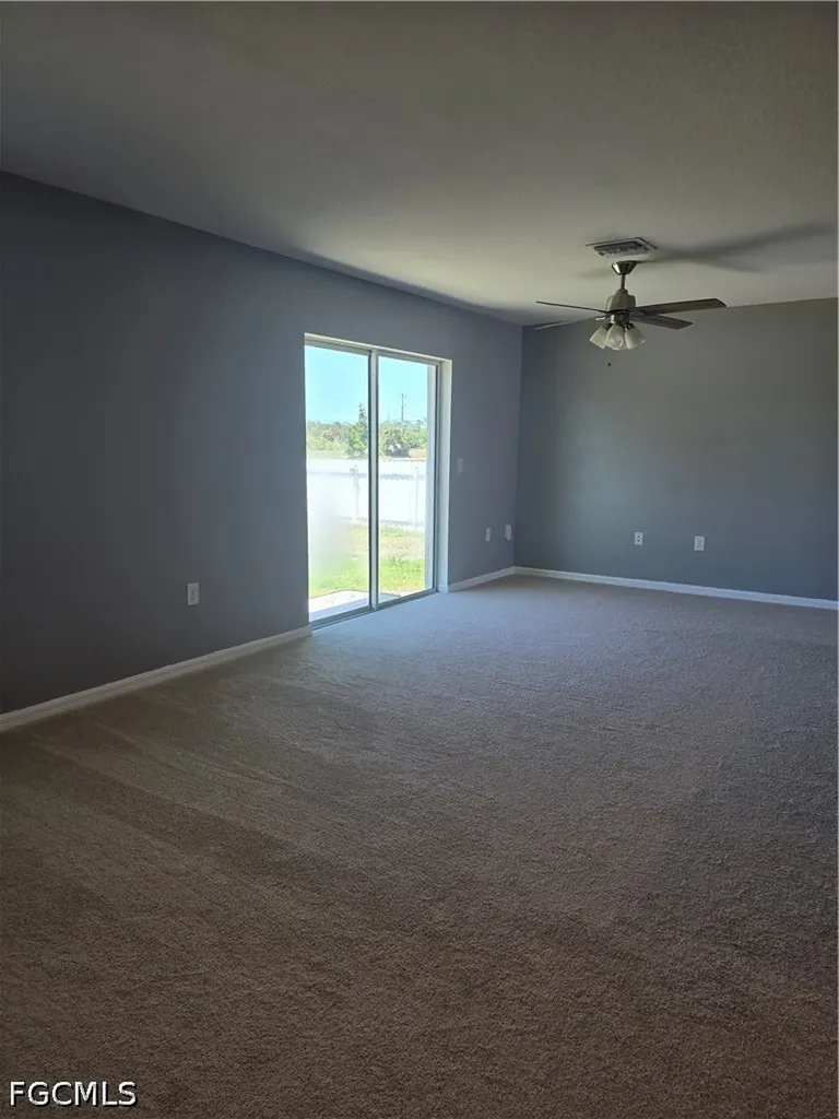 2122 NE 13th Place Cape Coral FL 33909