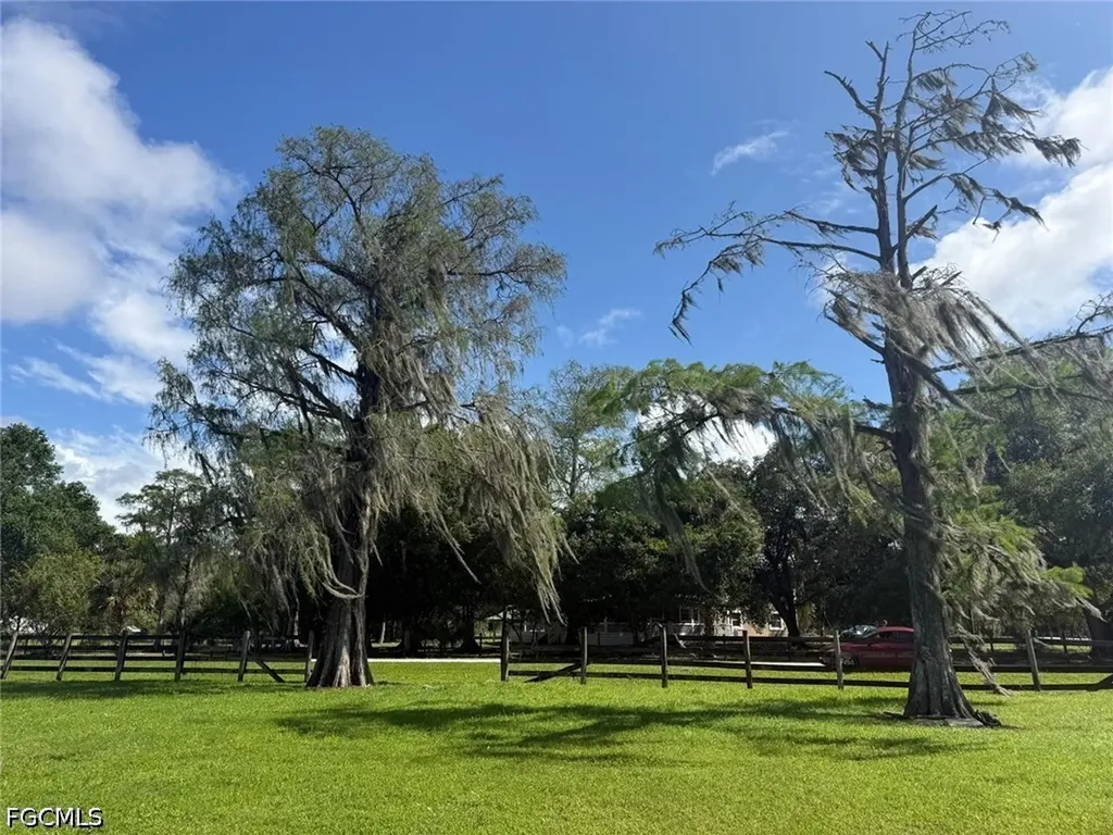 709 Siboney Avenue Clewiston FL 33440