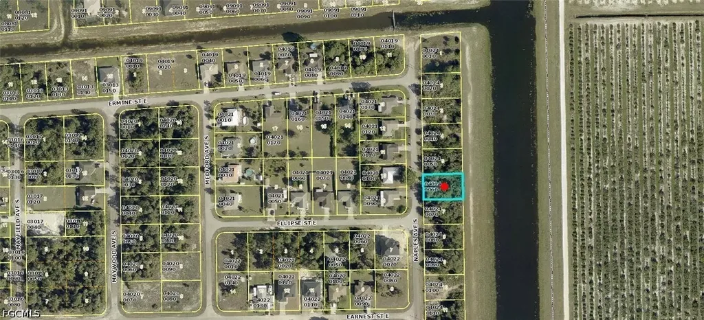 911 Naples Avenue S Lehigh Acres FL 33974