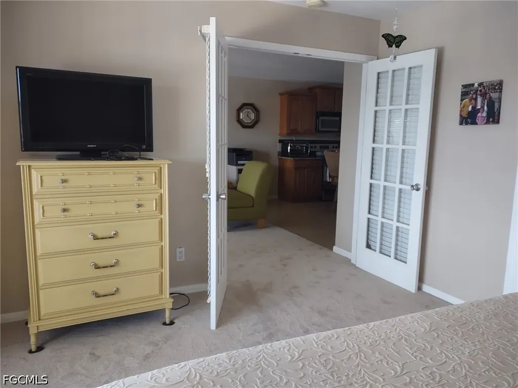 4417 Country Club Boulevard Cape Coral FL 33904