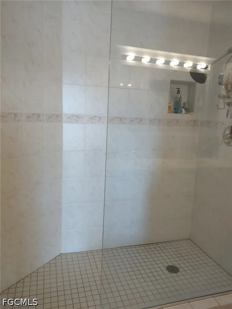 4417 Country Club Boulevard Cape Coral FL 33904