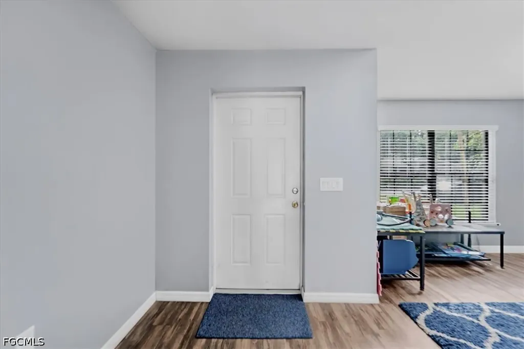 722 Arundel Circle Fort Myers FL 33913