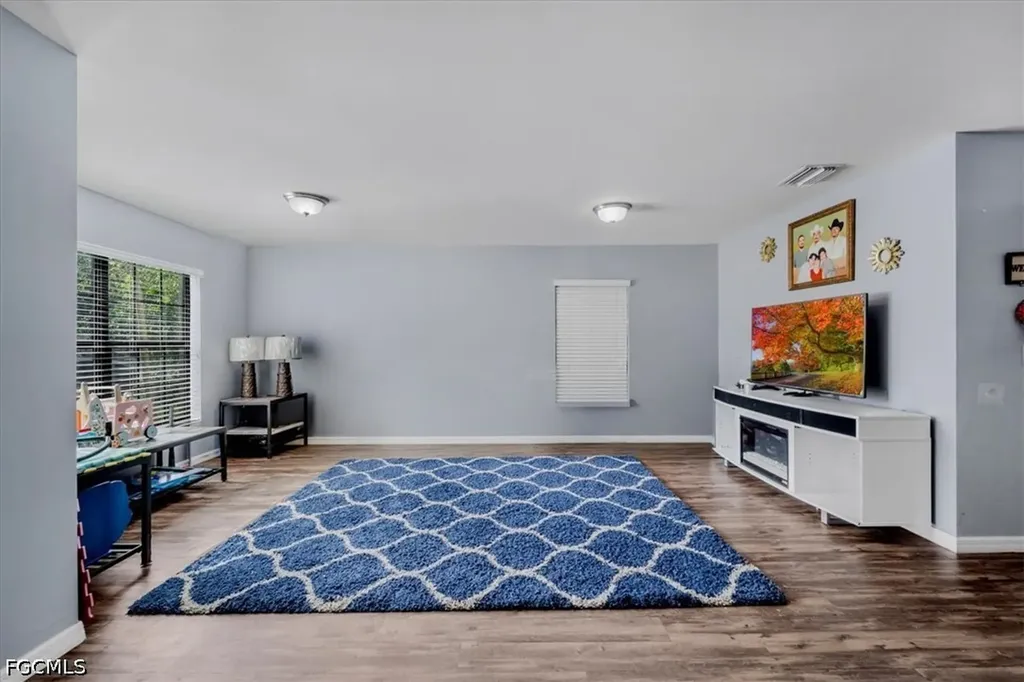 722 Arundel Circle Fort Myers FL 33913