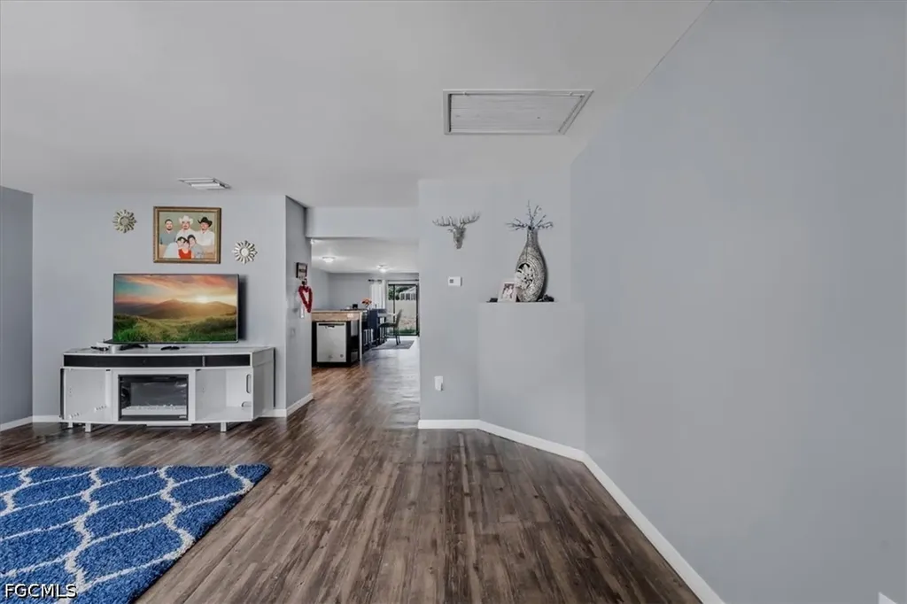 722 Arundel Circle Fort Myers FL 33913