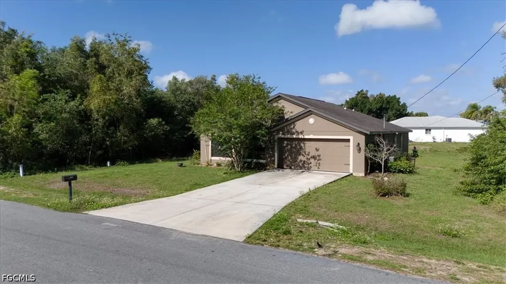 722 Arundel Circle Fort Myers FL 33913