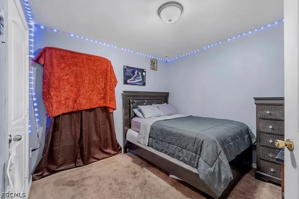 722 Arundel Circle Fort Myers FL 33913